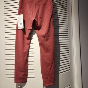 Instill HR 25" Lululemon size 6